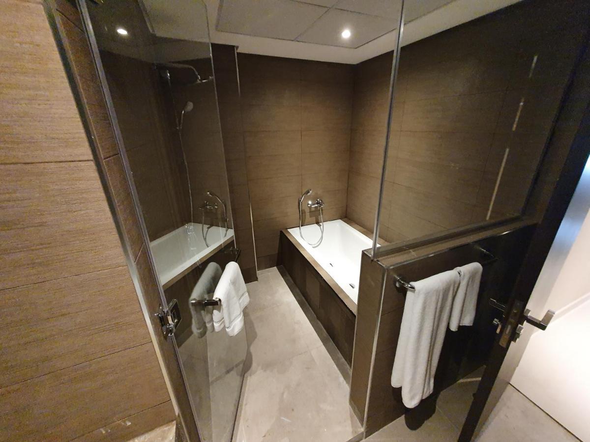 Sunday Luxury Downtown Adliya Formerly Jewel Hotel Манама Экстерьер фото